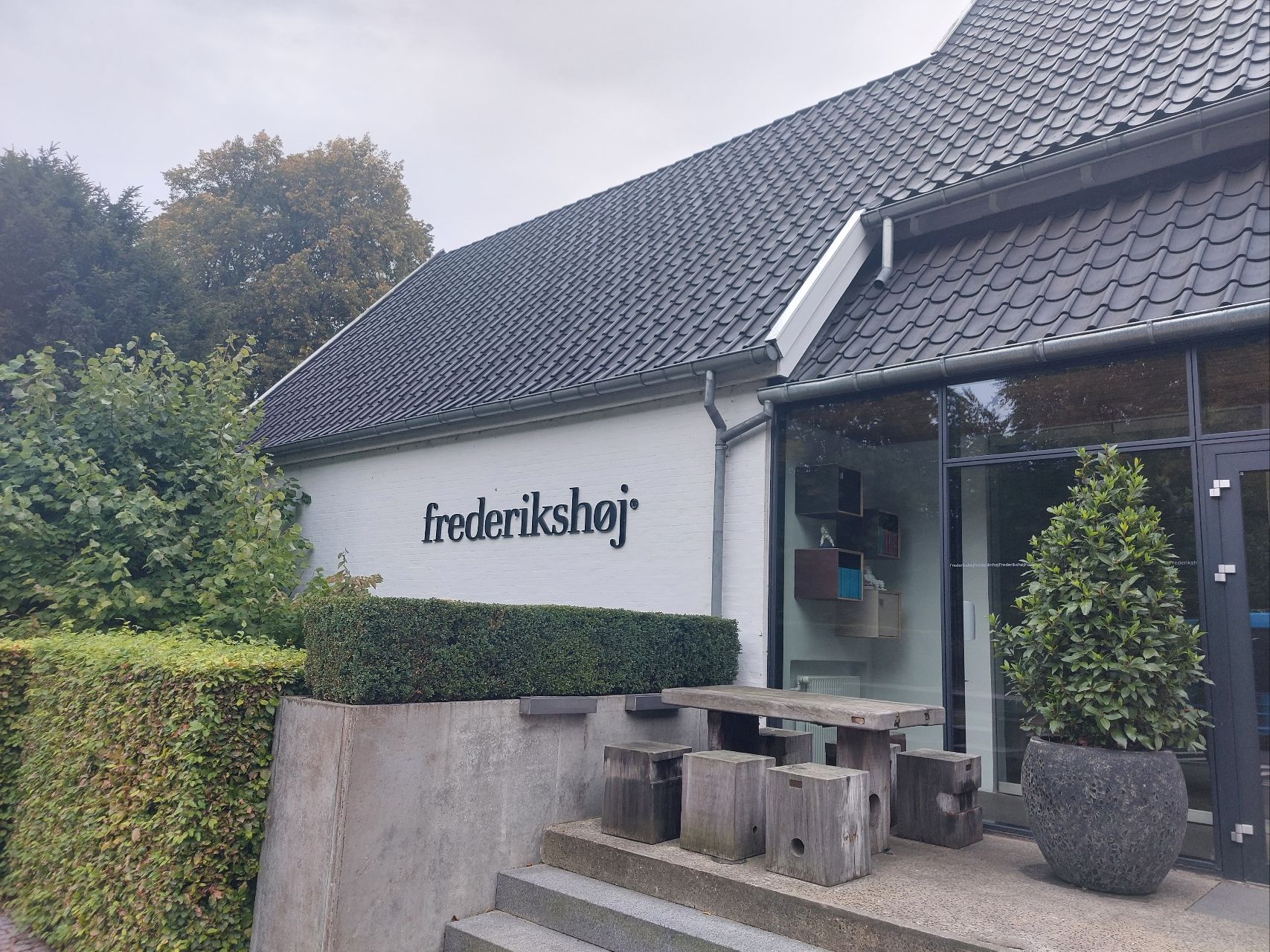 Maleropgave i kuperet terræn løst med 25 meter bæltelift