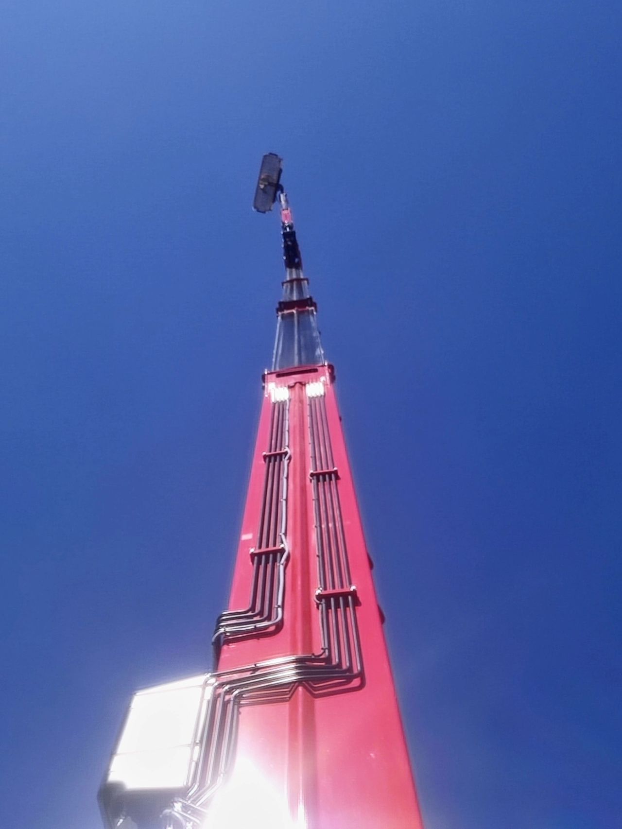 Liftservice på liftmesse i Slagelse: Tester ny 40m Hinowa - billede 3