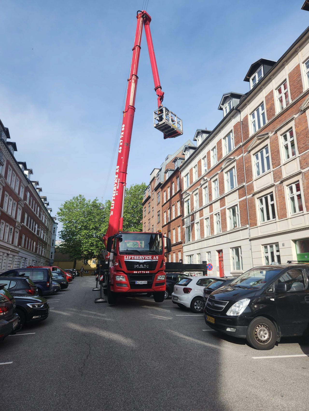 Liftservice på arbejde i Aarhus igen!