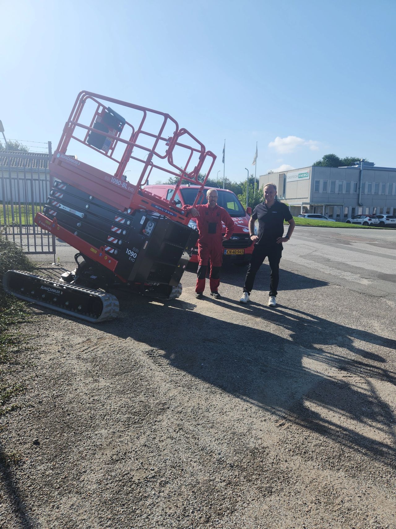 Ny saxlift med nivellerbar undervogn til Liftservice - billede 3